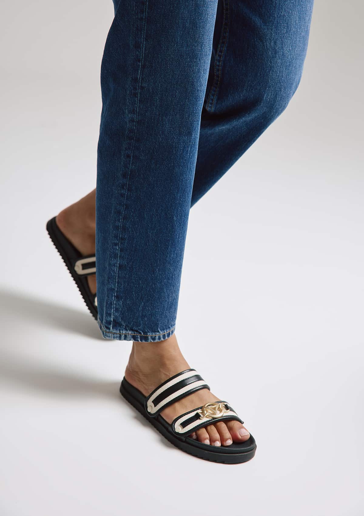 Golden Icon - Crema-Black