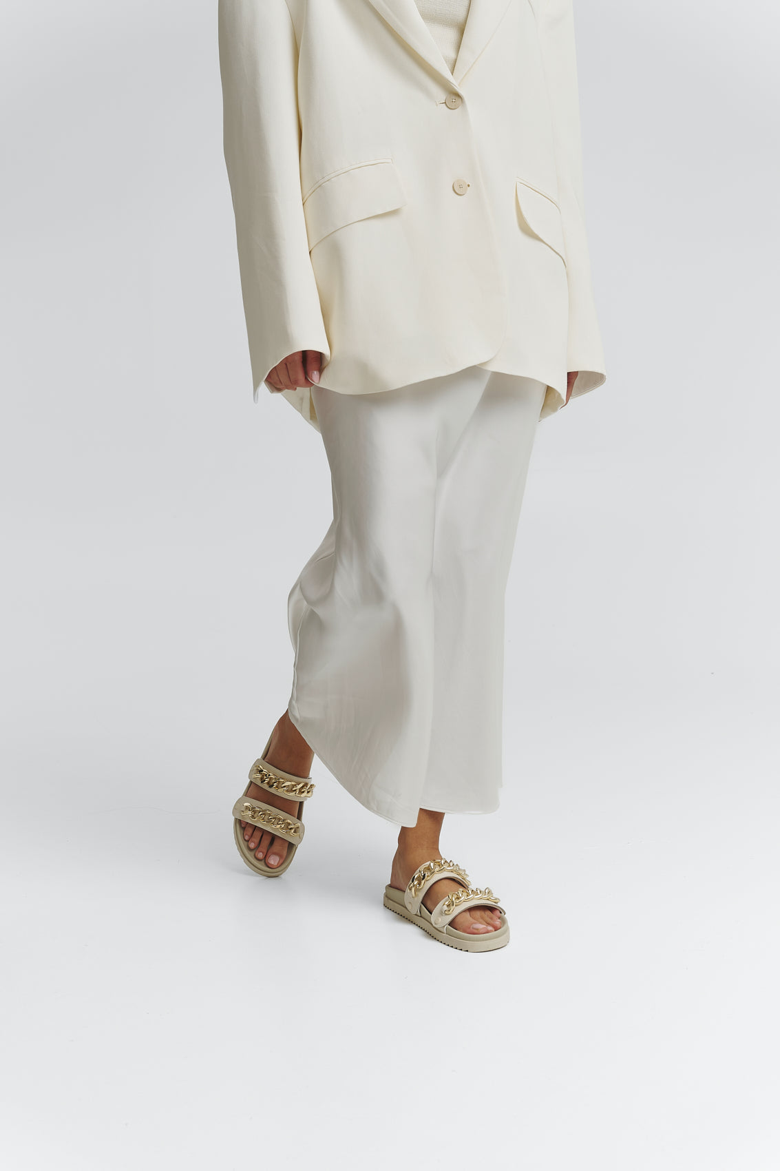 Gold Chain - Casual Clean Crema
