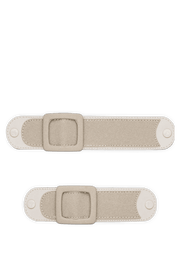 Frontalansicht auf neutralem Hintergrund des Produktes Comfy Classic in der Farbe Crema