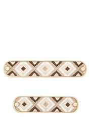 Frontalansicht auf neutralem Hintergrund des Produktes Woven Summer in der Farbe Crema