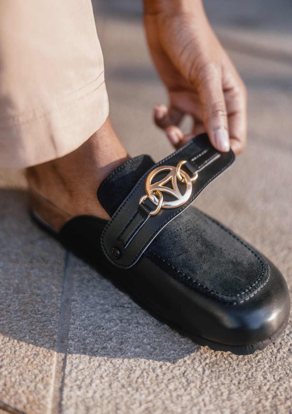 Golden Icon - Cloafer Black