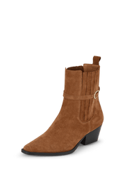 Frontalansicht auf neutralem Hintergrund des Produktes Western Chic in der Farbe Cognac