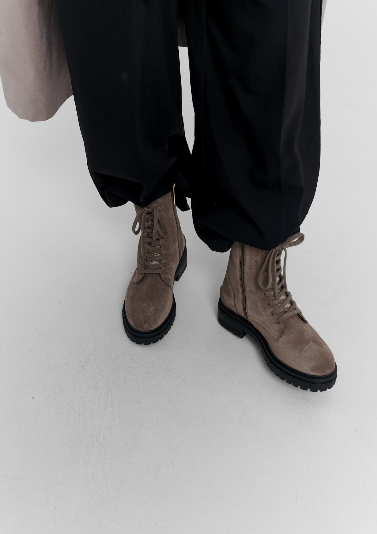 Signature Boot Suede - Mocha