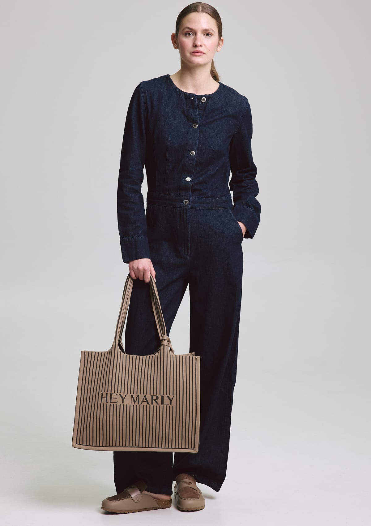 Casual Signature Bag - Mocha-Coffee