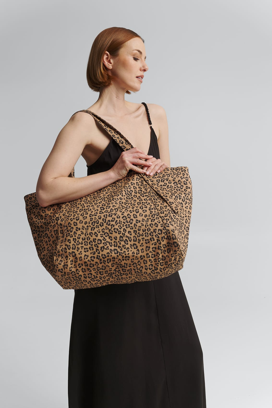 Pretty Wonder Canvas L - Leo