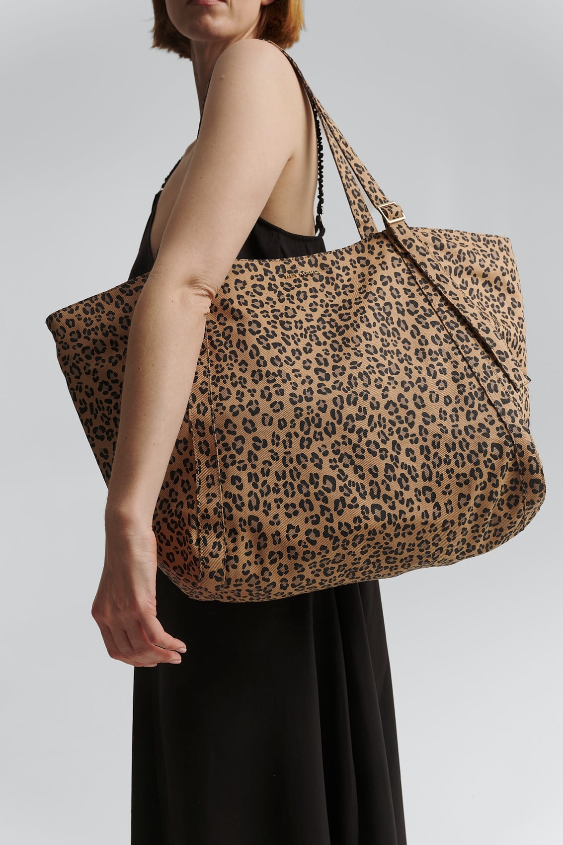 Pretty Wonder Canvas L - Leo