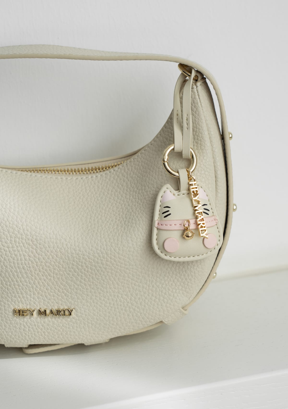 Cat Charm - Crema
